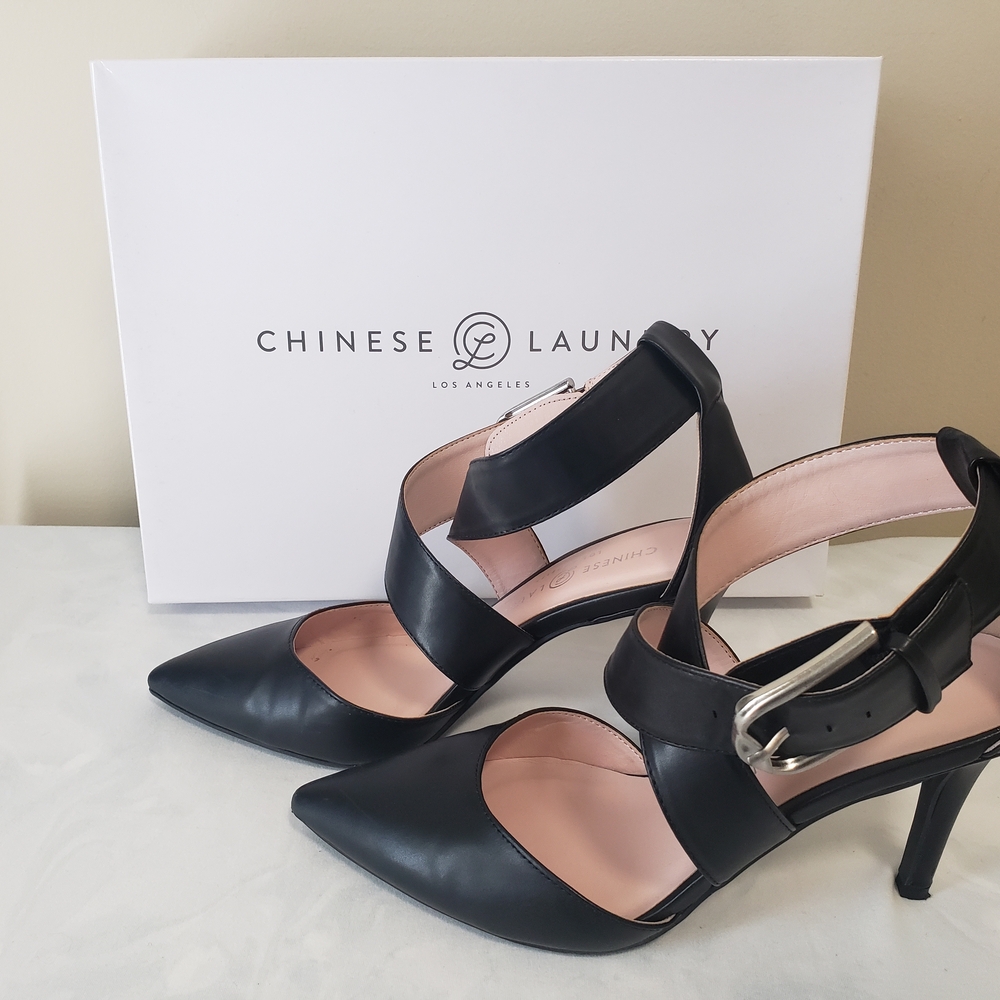 Chinese Laundry Black Strappy Heels